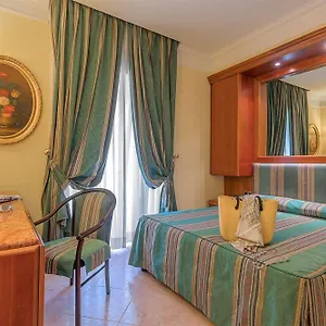 Raeli Luce Otel